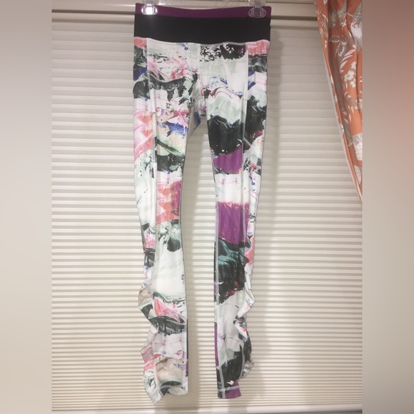 Lululemon Athletica Running Speed Tight III Leggings. Size 4. - Picture 1 of 17